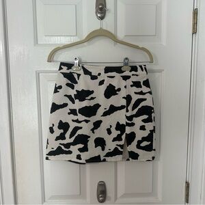 Vestique Black and White Animal Print Mini Skirt